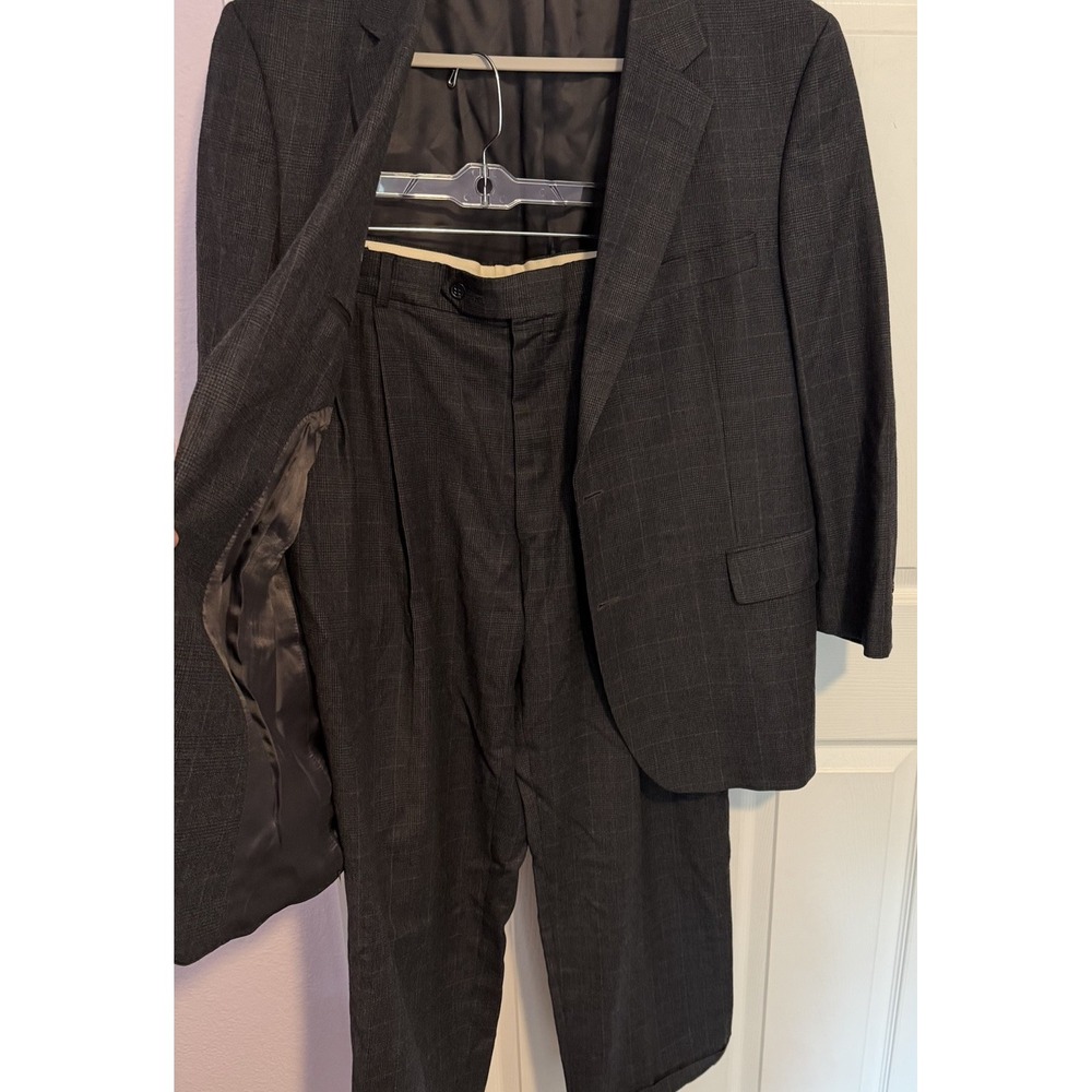 Jos A Bank 2 Piece Mens Suit Sz 44R Pants 36x29 Charcoal Plaid Wool Cashmere EUC